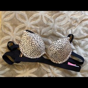 Push up VS bikini top